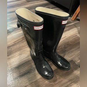 Hunter Boots. Size 7! Hardly worn.